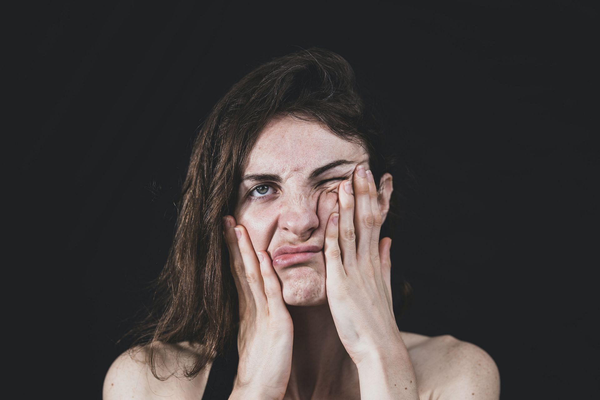 Hormonal imbalance due to menstrual cycle(Image via Unsplash/Engin Akyrut)